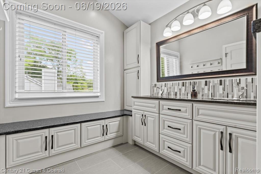 4630 Commerce Woods Drive, Commerce Twp, MI 48382 — Photo 24