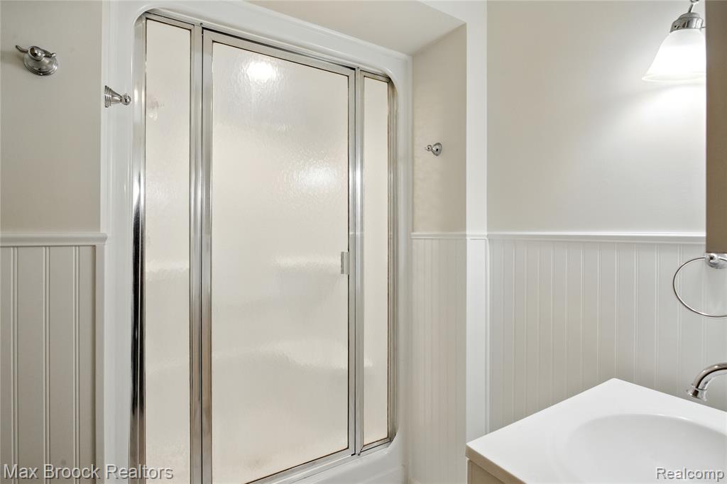 3084 E Hillcrest Drive, Clyde, MI 48049 — Photo 25
