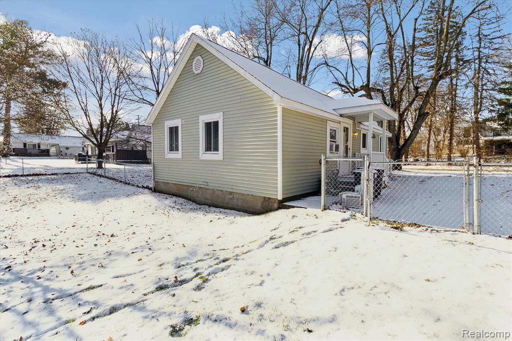 4025 CENTER Street, Metamora, MI 48455 — Photo 23