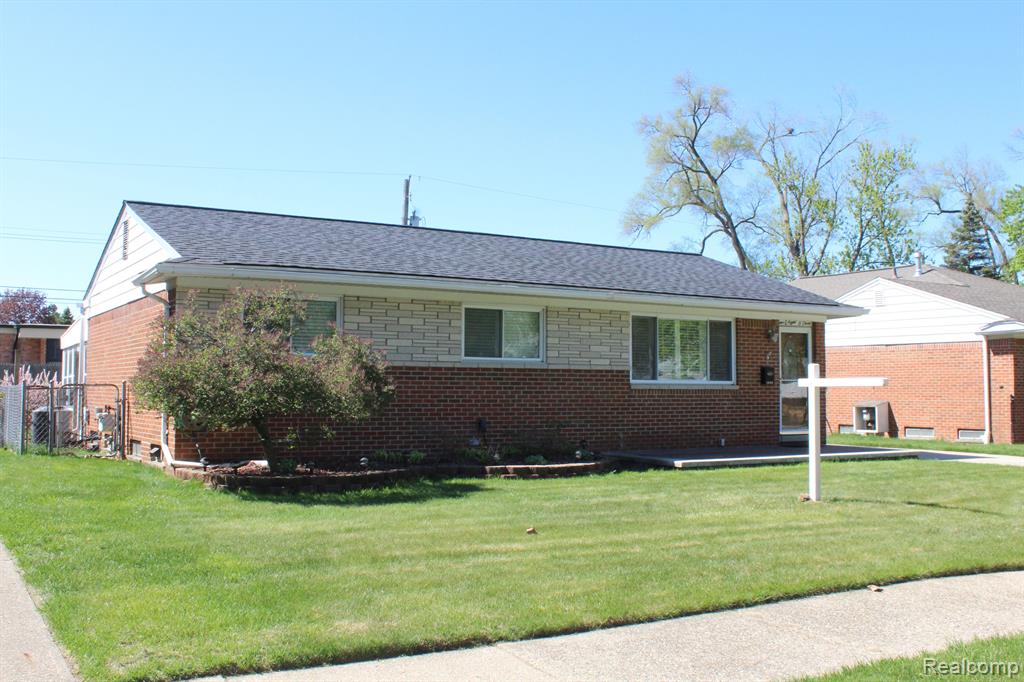 40803 FIRWOOD Street, Plymouth, MI 48170 — Photo 2