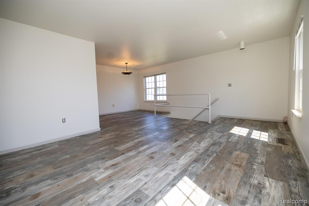 23062 CRANBROOKE Lane, 173, Novi, MI — Photo 11