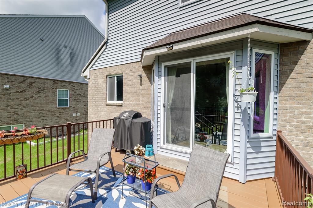 42773 Colonial Road, Van Buren, MI 48111 — Photo 33
