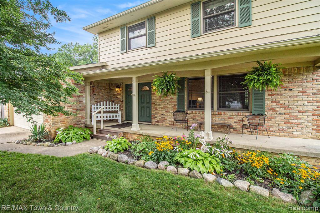 5555 Old Franklin Road, Grand Blanc, MI 48439 — Photo 2