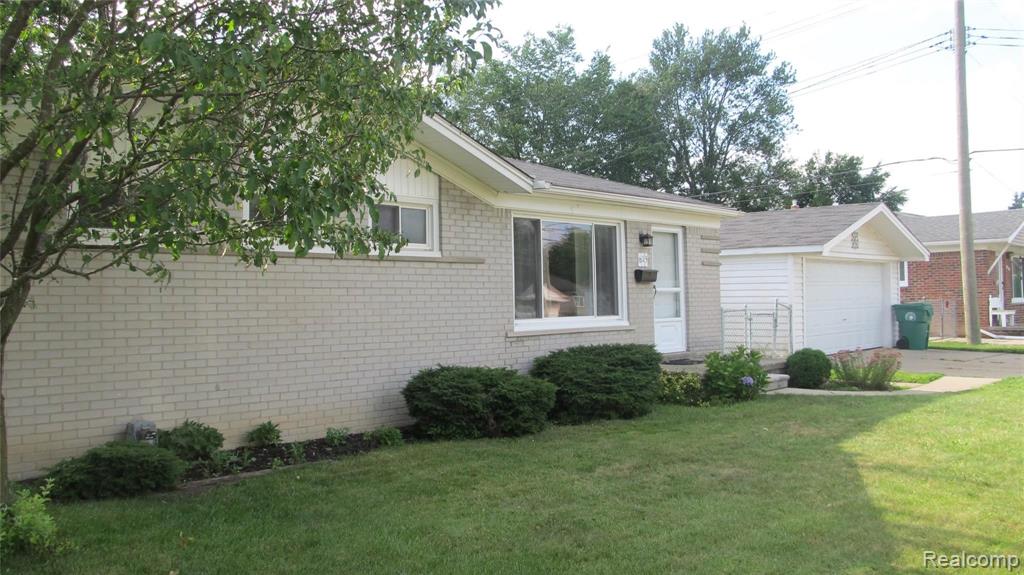 615 BRANDT Street, Garden City, MI — Photo 4