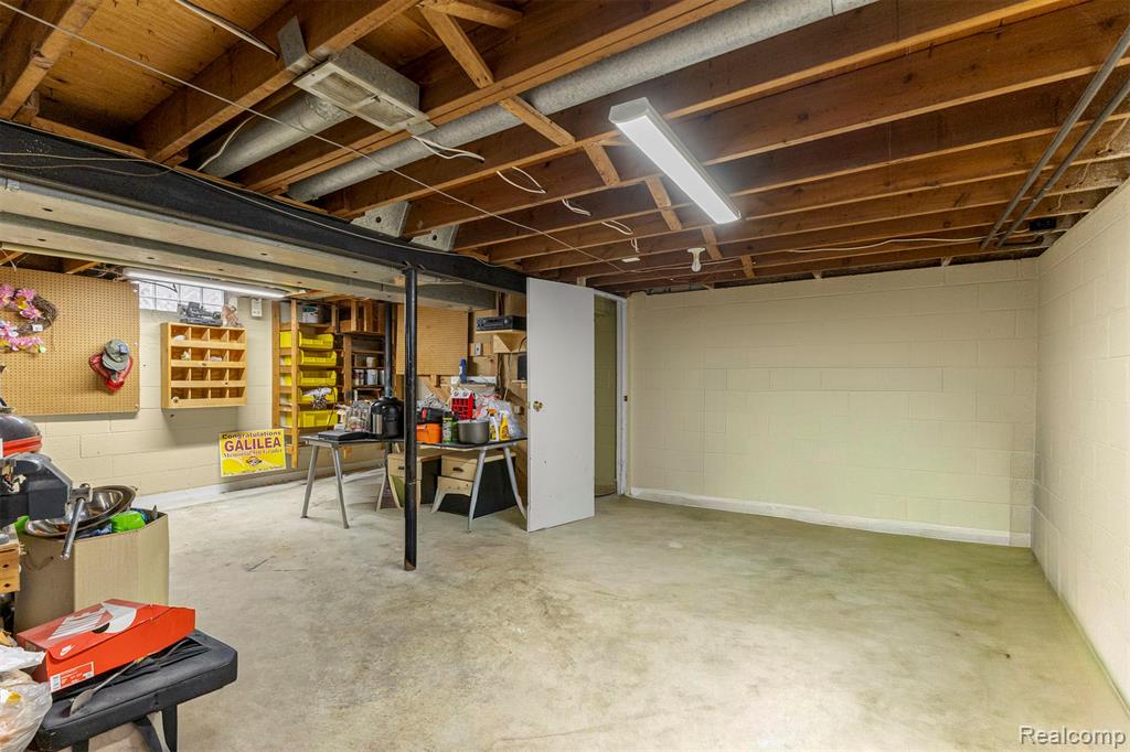 939 Stewart Avenue, Lincoln Park, MI 48146 — Photo 26