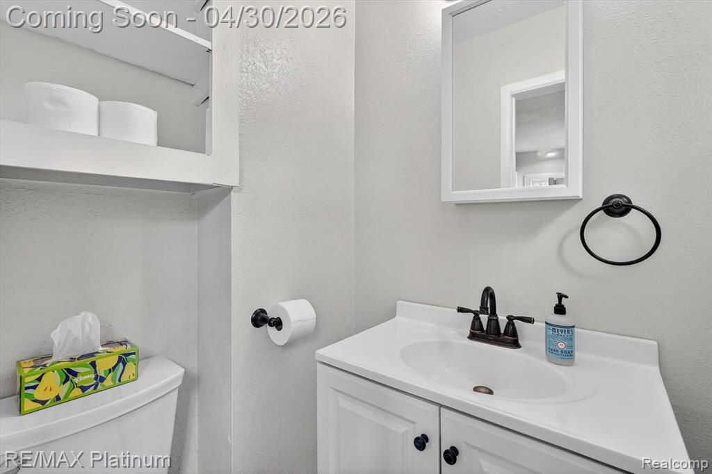 2417 Howald Avenue, Flint, MI 48504 — Photo 19