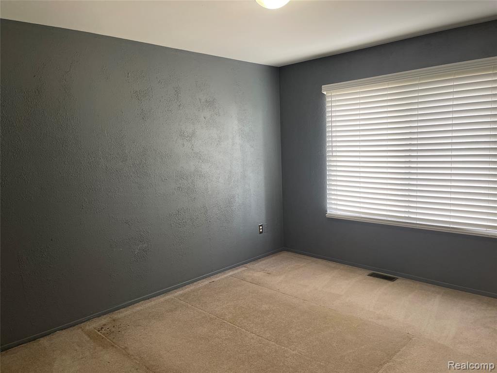 23343 Cornerstone Village Drive, Southfield, MI 48075 — Photo 10