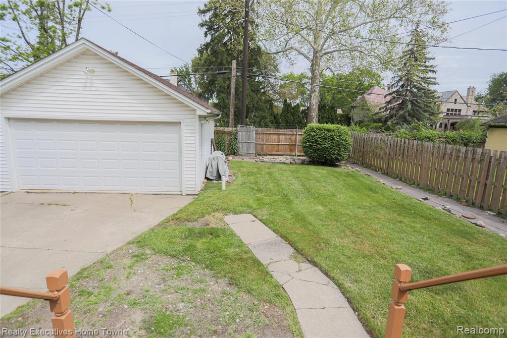 18244 Parkside Street, Detroit, MI 48221 — Photo 9