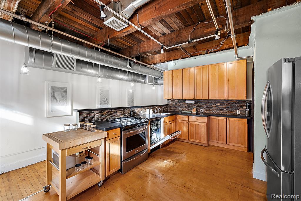 1250 Library Street, Detroit, MI, 48226