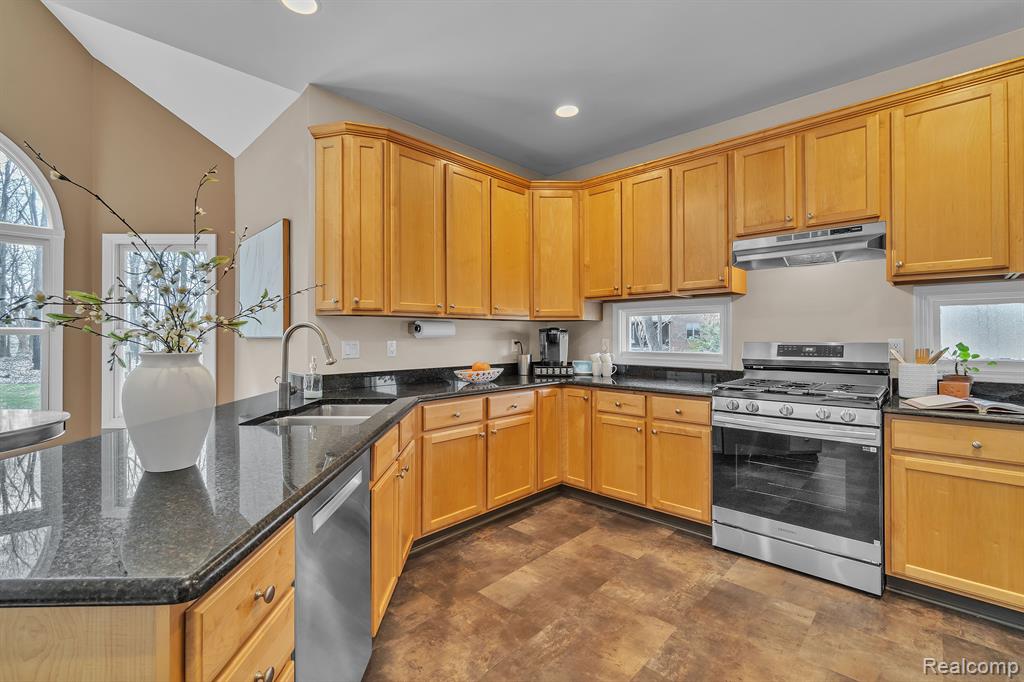 4788 WINDSWEPT Drive, Milford, MI 48380 — Photo 26