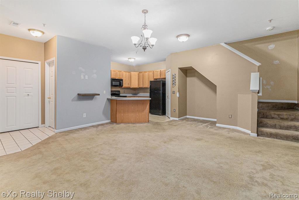3103 ADDINGTON Drive, Commerce Twp, MI 48390 — Photo 6