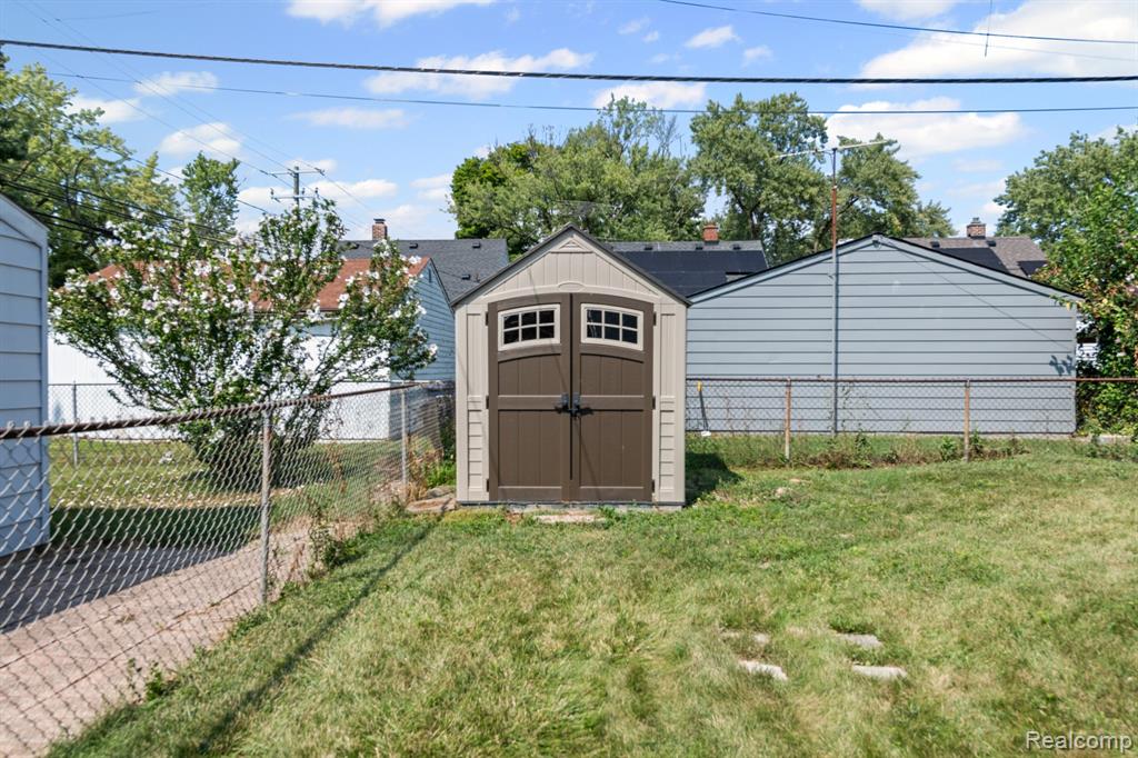 582 Mill Street, Lincoln Park, MI 48146 — Photo 19
