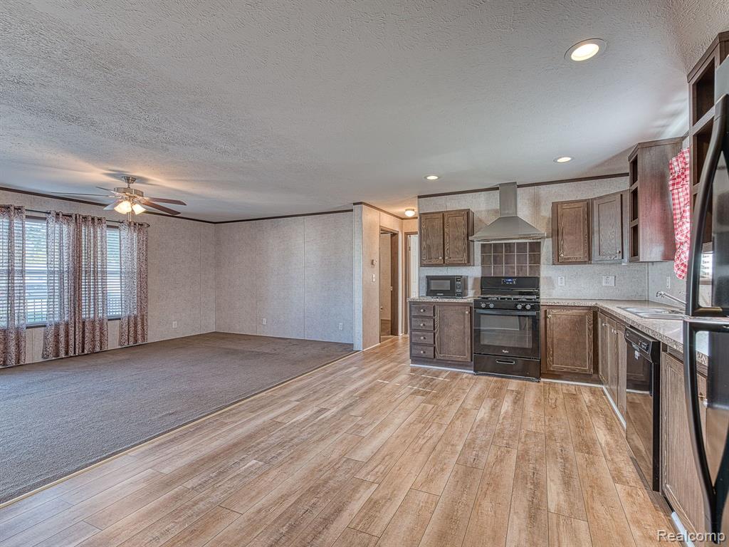 131 KIMBERLY Lane, Dundee, MI 48131 — Photo 4