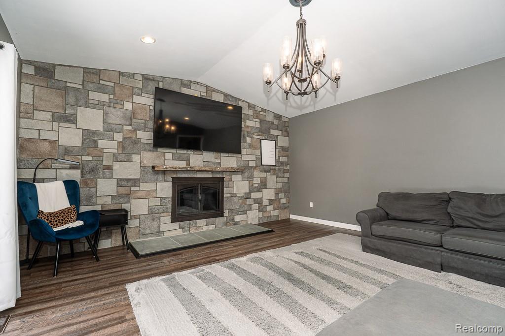 39802 Sunderland Drive, Clinton Twp, MI 48038 — Photo 13
