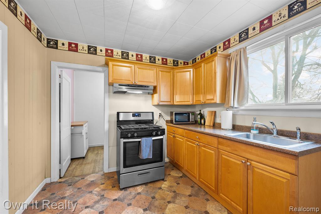 7240 Anthony Street, Dearborn, MI 48126 — Photo 17