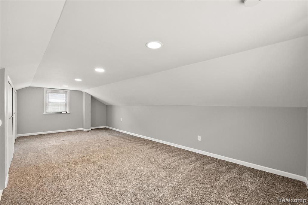 922 McLean Avenue, Royal Oak, MI 48067 — Photo 23
