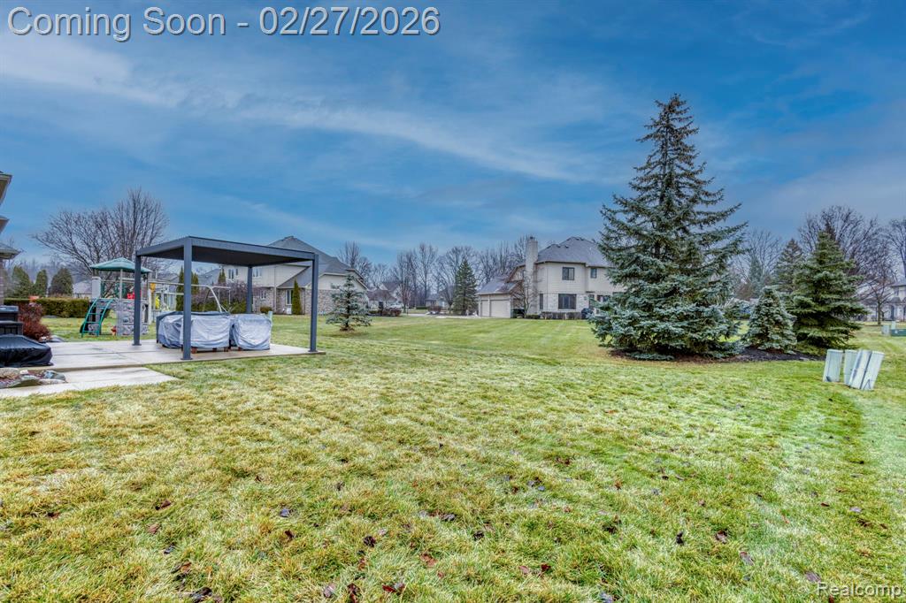 43524 Austin Drive, Sterling Heights, MI 48314 — Photo 34