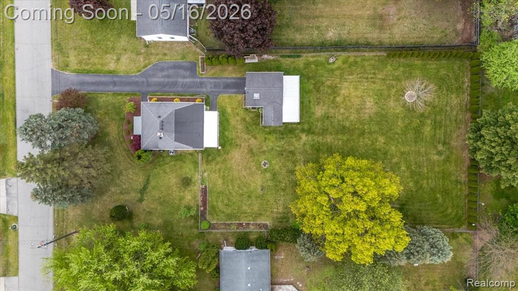 8529 Munrovia Street, Shelby Twp, MI 48317 — Photo 2