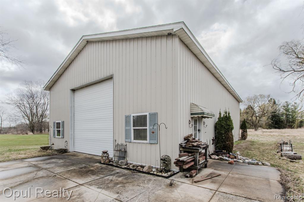 8105 LINDSEY Road, Casco, MI 48064 — Photo 19