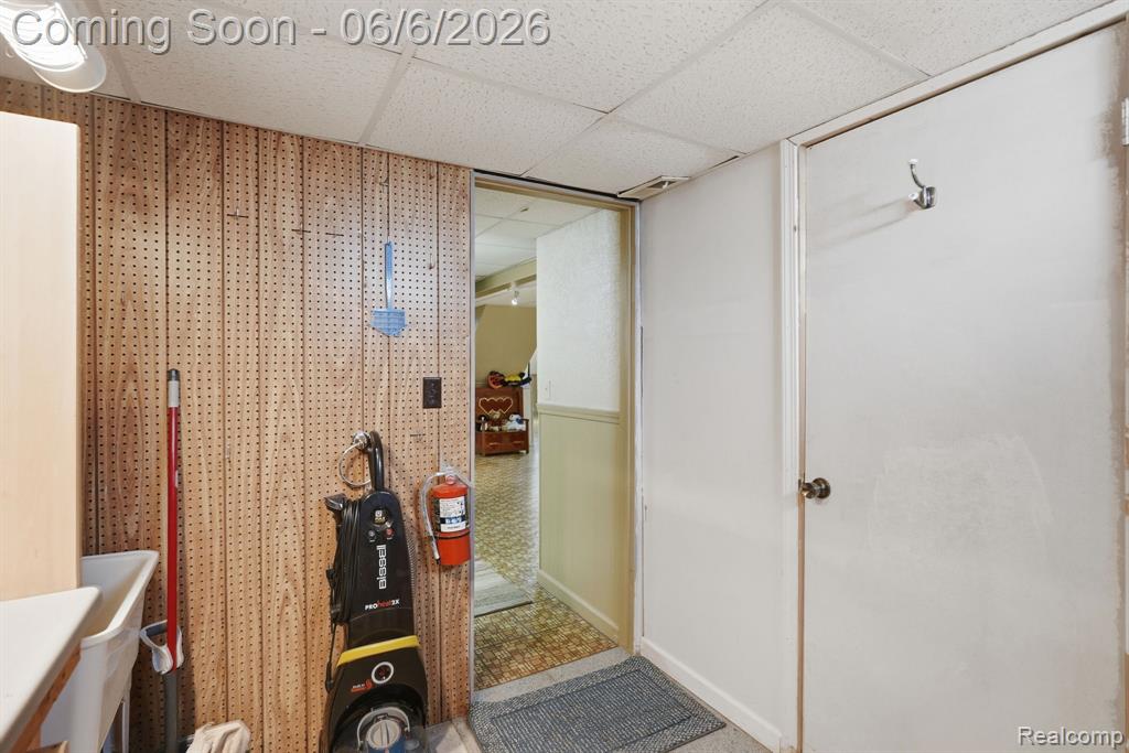 42321 Royal Lane, Clinton Twp, MI 48038 — Photo 29