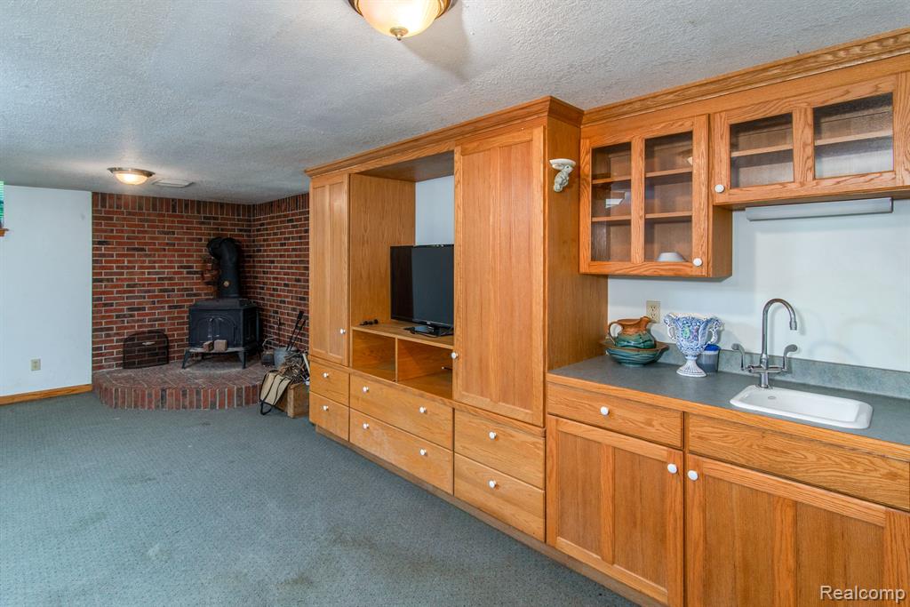 11375 CLINTON Road, Rives Junction, MI 49277 — Photo 19