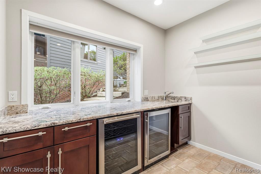 1539 Wandrei Court, Commerce Twp, MI 48382 — Photo 42