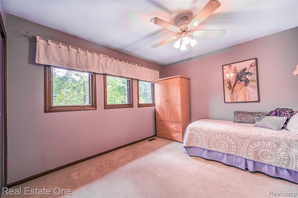 753 Medinah Drive, Rochester Hills, MI 48309 — Photo 23