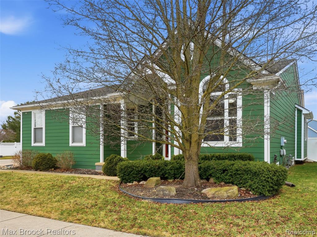 57103 Decora Park Boulevard, New Haven, MI 48048 — Photo 3