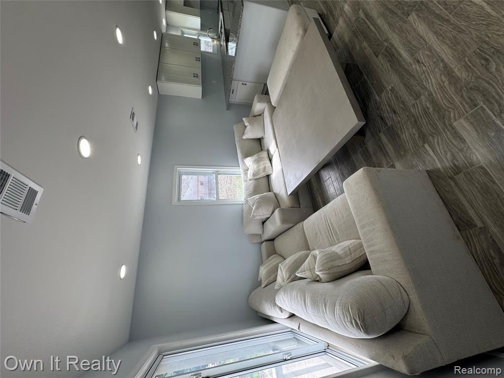 6004 Monroe Boulevard, Taylor, MI 48180 — Photo 5