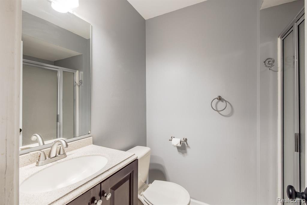 5285 WOODCREEK Trail, Clarkston, MI — Photo 18
