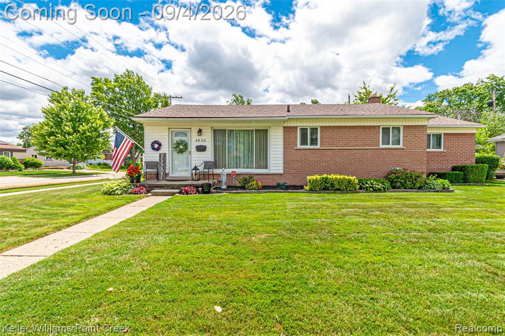 4830 Holmes Drive, Warren, MI 48092