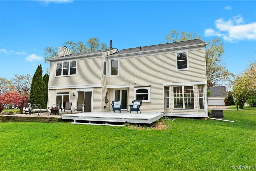 45273 Yorkshire Drive, Novi, MI — Photo 34