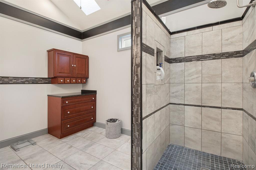 6740 HERBST Road, Brighton, MI 48114 — Photo 21