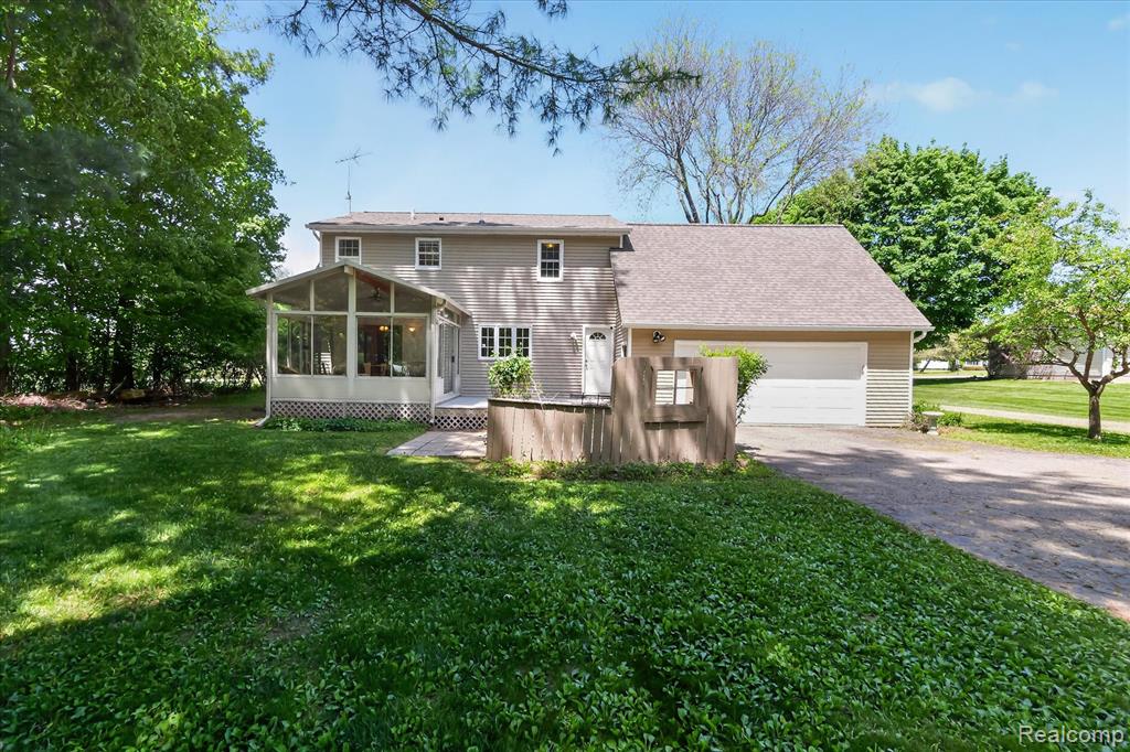 2240 Peppermill Road, Lapeer, MI 48446 — Photo 8
