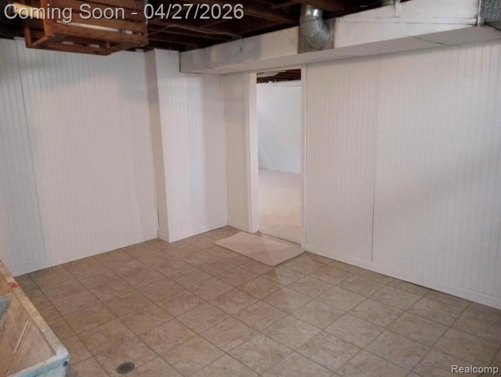 16735 Lincoln Avenue, Eastpointe, MI 48021 — Photo 19