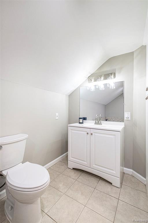 4434 Dublin Road, Burton, MI 48529 — Photo 16