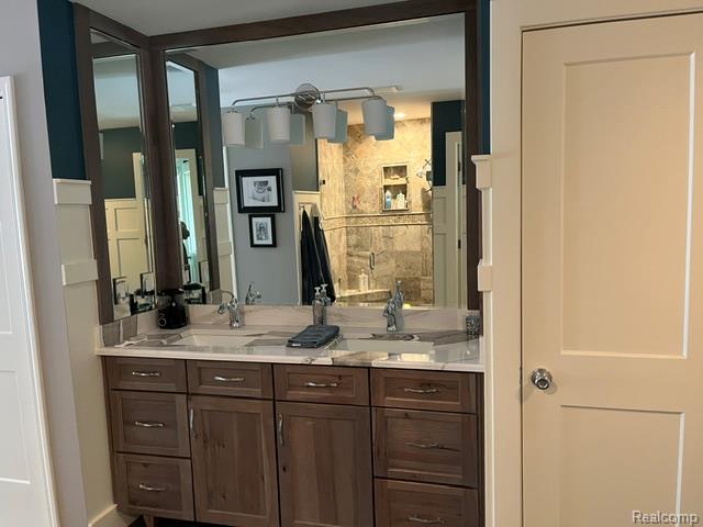 4514 Ravenwood Drive, Grand Blanc, MI 48439 — Photo 12
