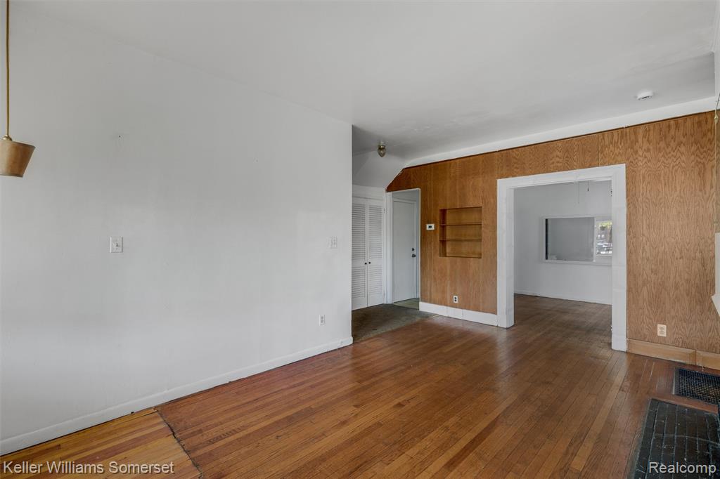 638 Seward Street, Detroit, MI 48202 — Photo 8