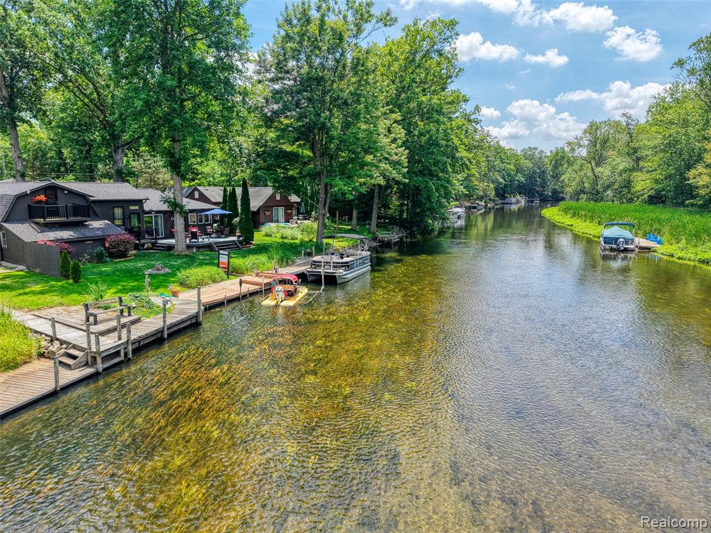6415 Riverdale Road, Whitmore Lake, MI 48189 — Photo 8
