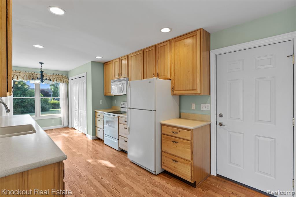 1045 Wels Lane, Vassar, MI 48768 — Photo 26