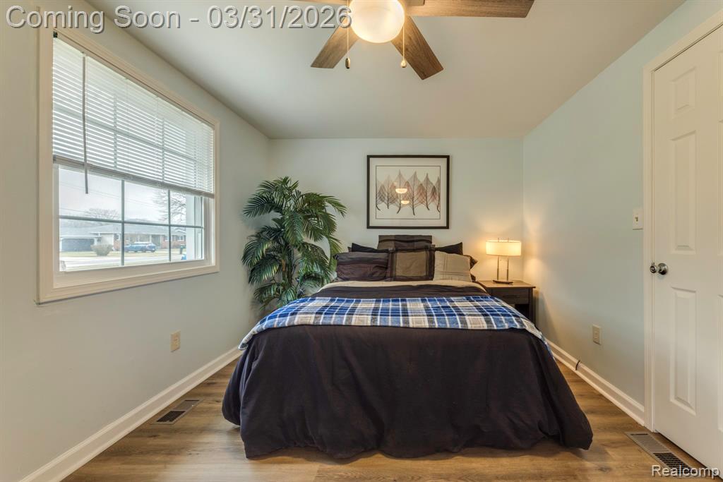 3264 Lake Drive, Fort Gratiot, MI 48059 — Photo 18