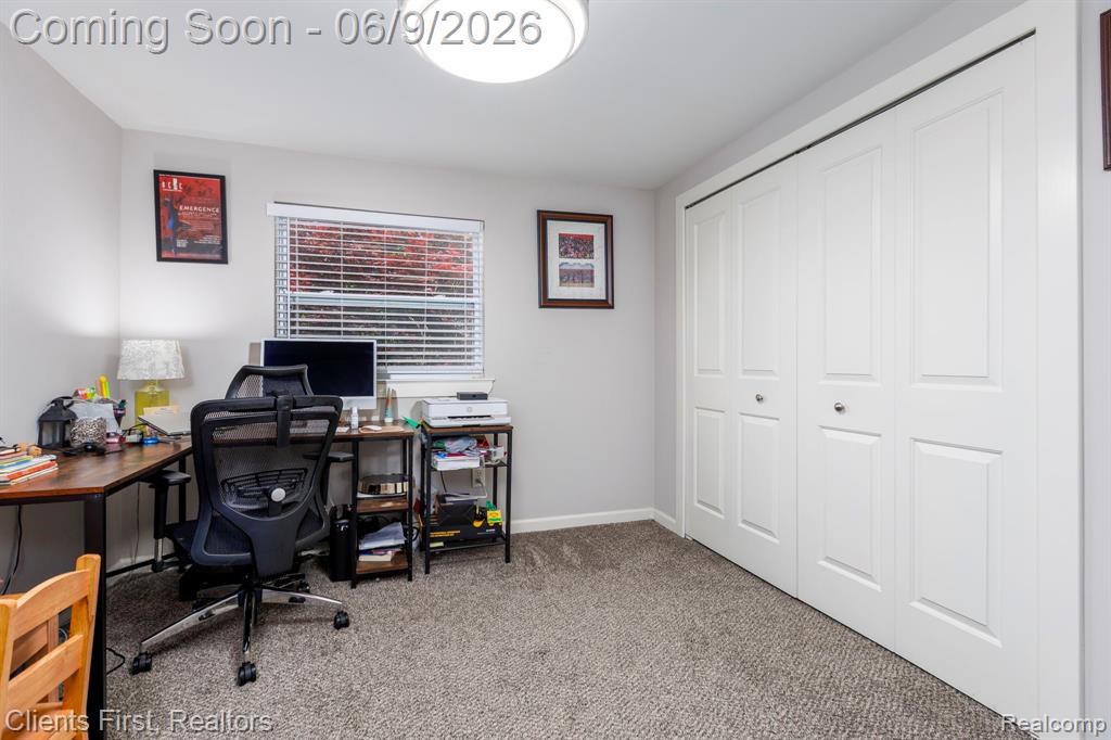36515 Vicary Lane, Farmington, MI 48335 — Photo 24