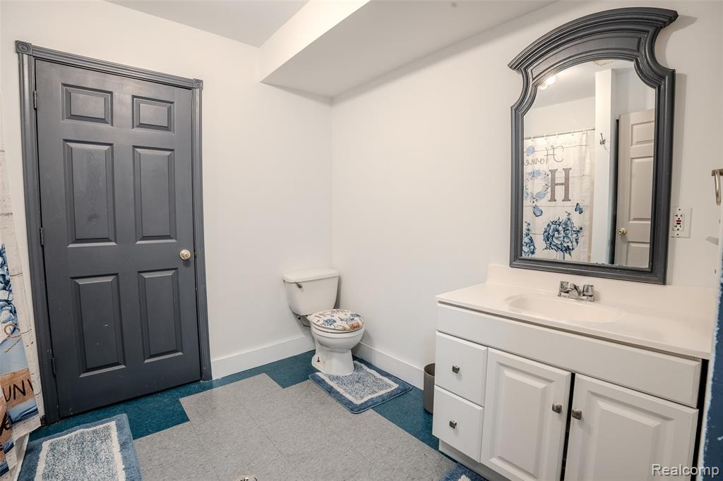9756 Janet Street, Taylor, MI 48180 — Photo 22
