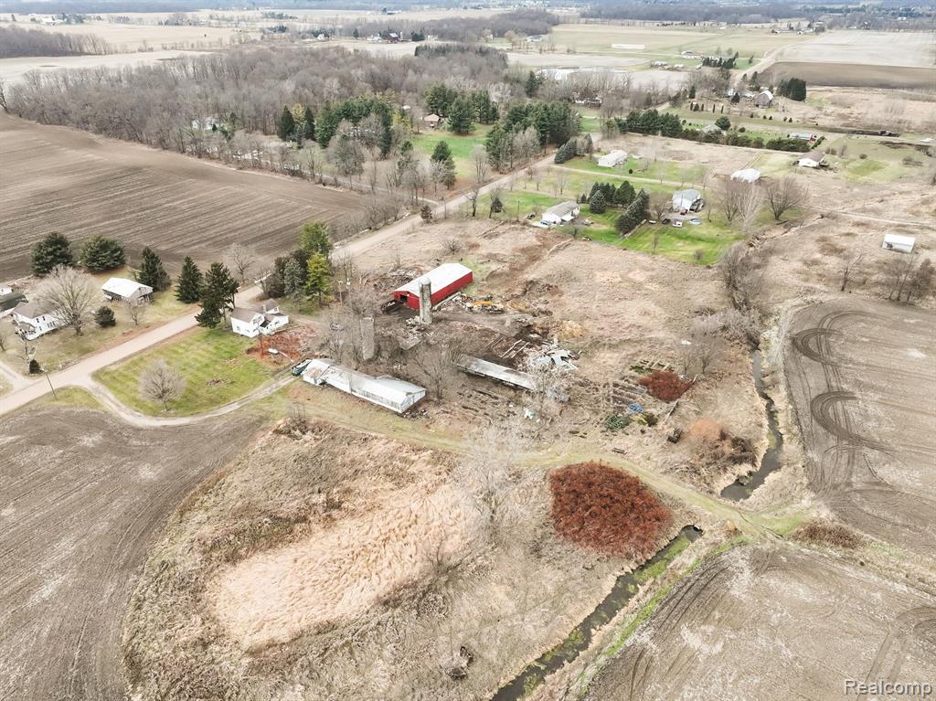 7420 ROBB Road, Fowlerville, MI 48836 — Photo 23
