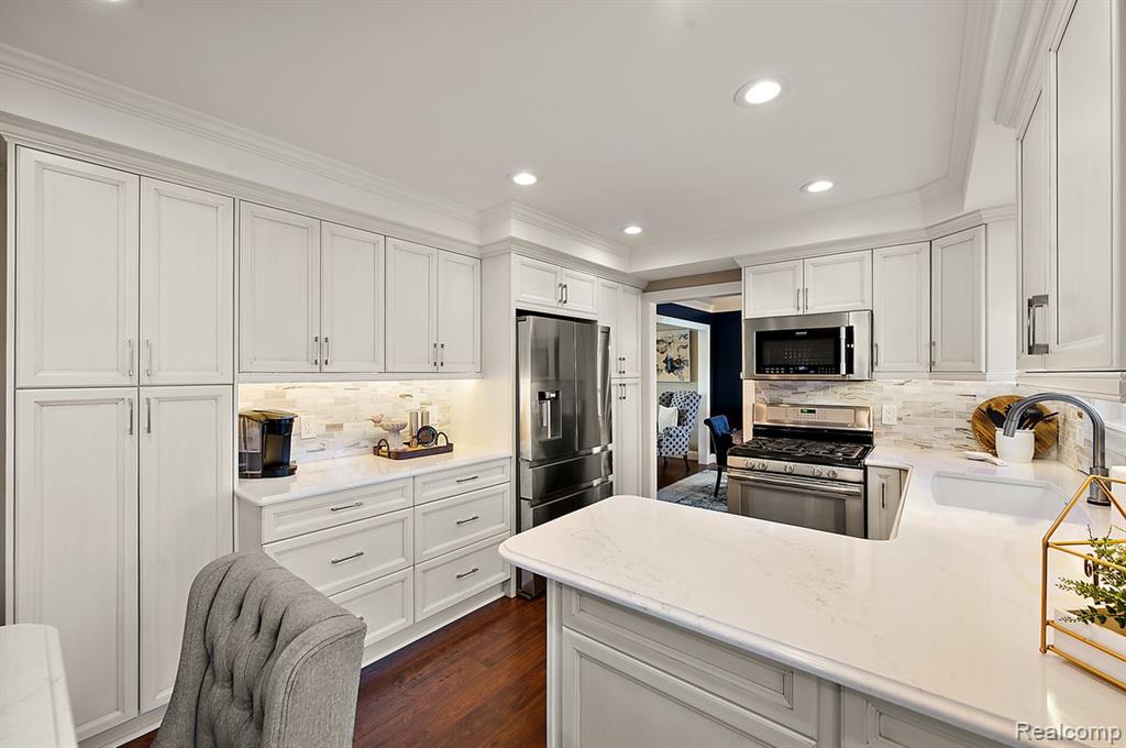 44304 Pentwater Drive, Clinton Twp, MI 48038 — Photo 31