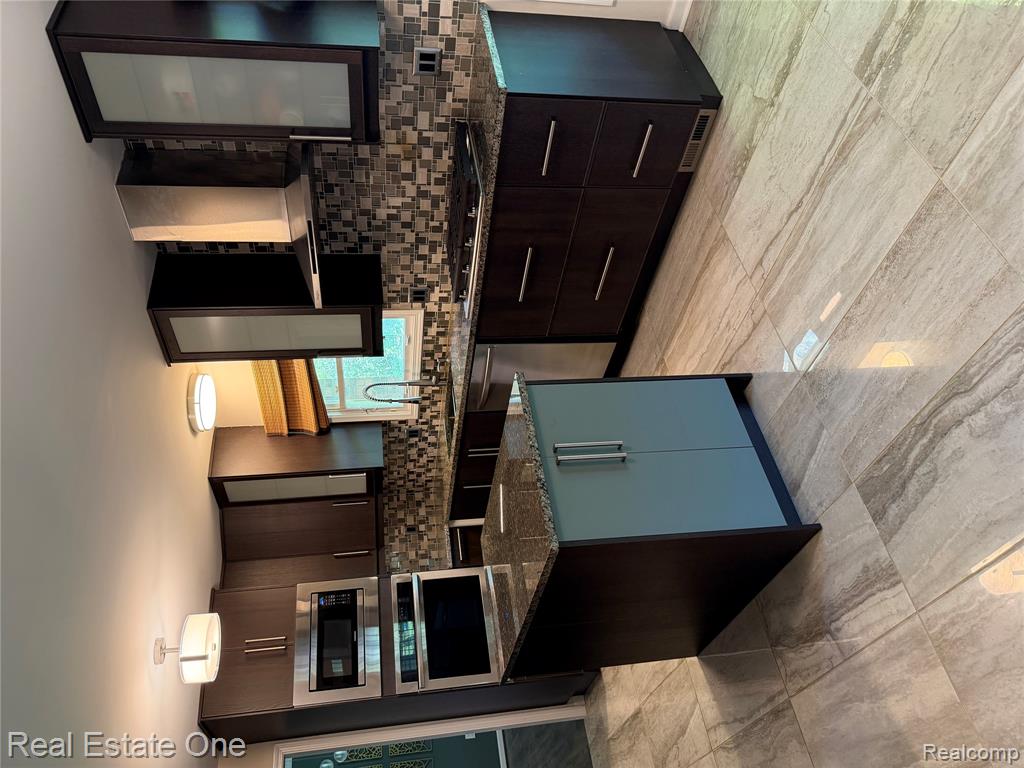 46310 Lafonde Court, Plymouth, MI 48170 — Photo 14