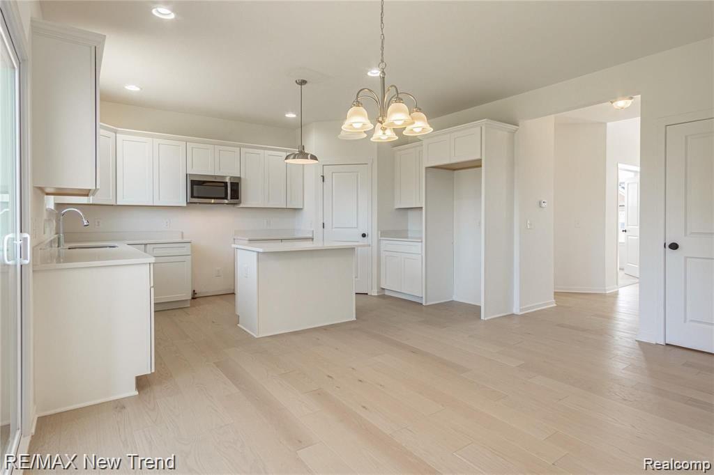 6300 TELURIDE Drive, White Lake, MI 48383 — Photo 13