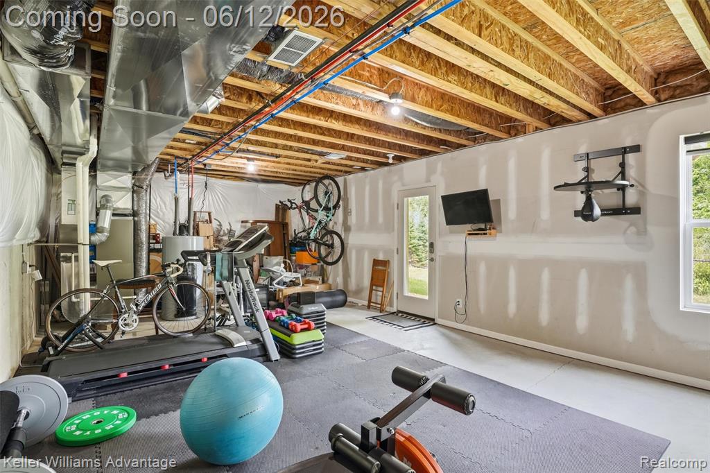 6134 Fieldstone Circle, South Lyon, MI 48178 — Photo 42