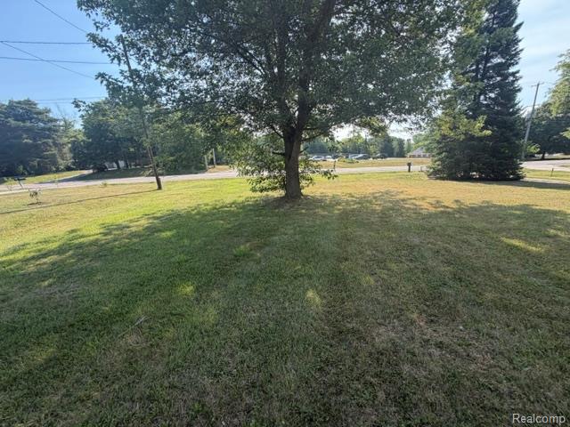 1404 S Graham Road, Flint, MI 48532 — Photo 17