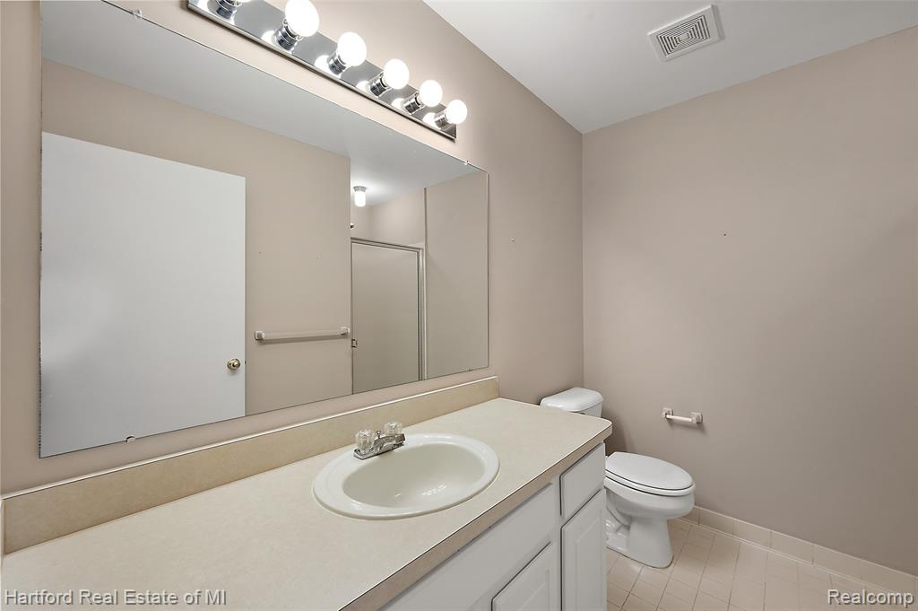 402 Mulberry Drive, Commerce Twp, MI 48390 — Photo 23